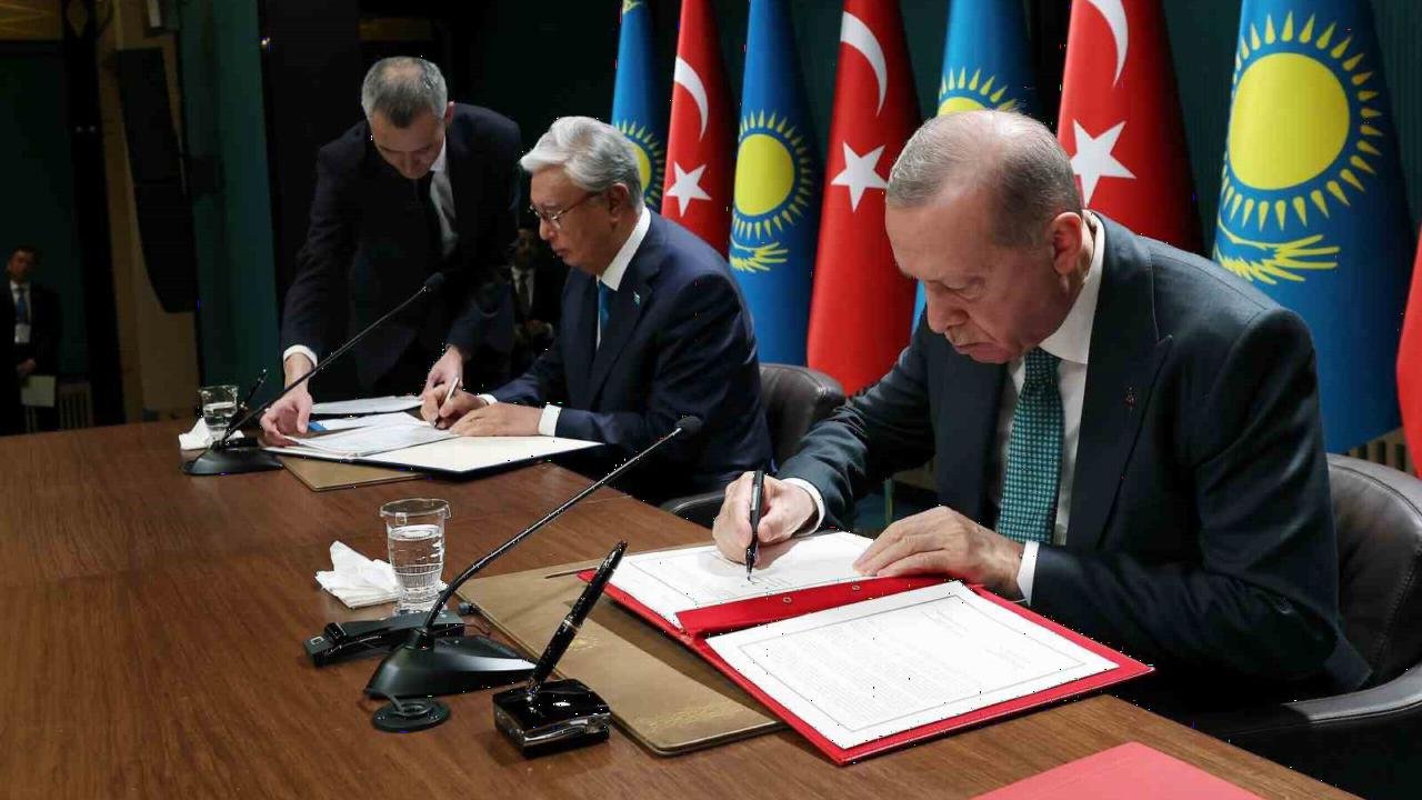 Türkiye ile Kazakistan arasında medya ve enformasyon alanında iş birliği mutabakatı